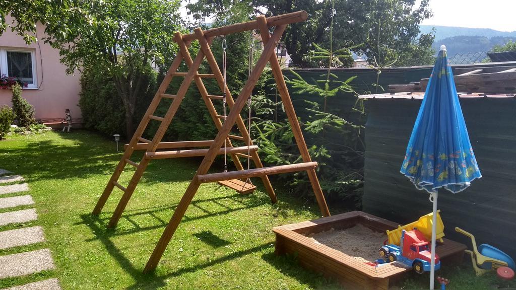 Rekreacny Dom Lägenhet Strecno Exteriör bild